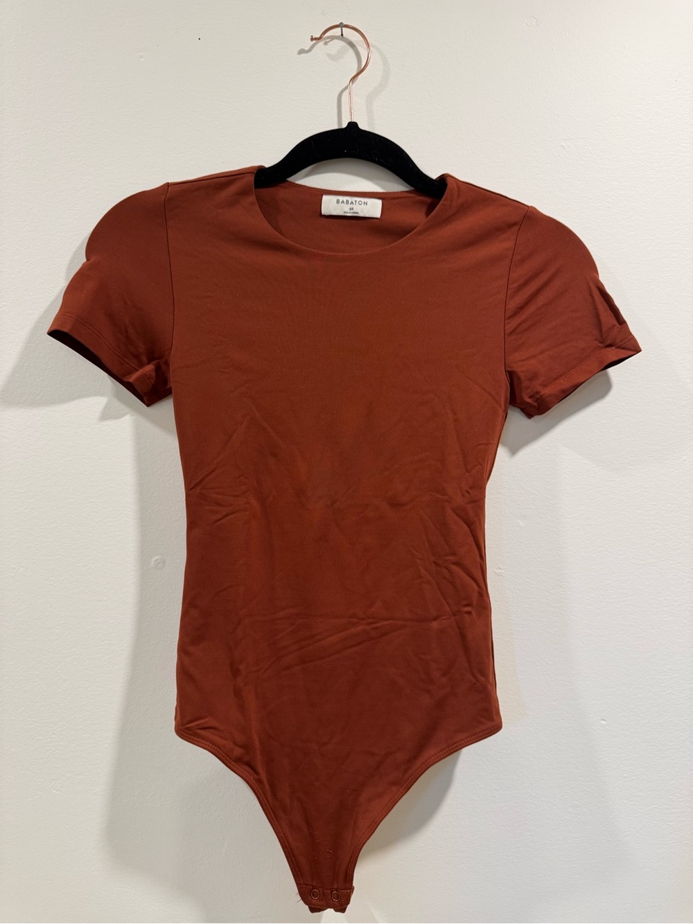 Babaton Rust Short Sleeve Bodysuit XS